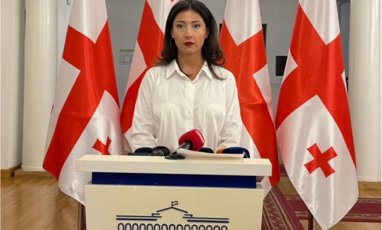 ტატა2
