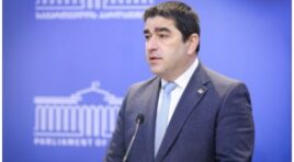 შალვა პაპუაშვილი: „აშშ-ის გადასაწყვეტი არ არის, რა კანონები გვექნება ევროპელებსა და ფრანგებს” – თქვა საფრანგეთის პრეზიდენტმა, მას შემდეგ, რაც საქართველოს „გამჭვირვალობის კანონის” მე-3 მუხლის მე-4 პუნქტი დაუწუნა