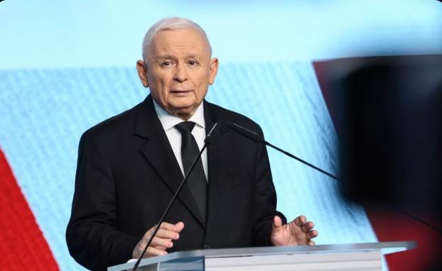  “პოლონეთის ოპოზიცია უკრაინასთან უთანხმოებას აღრმავებს: იაროსლავ კაჩინსკი მთავრობას უკრაინის ევროკავშირში მიღების პროცესის დაბლოკვისაკენ მოუწოდებს”-Financial Times
