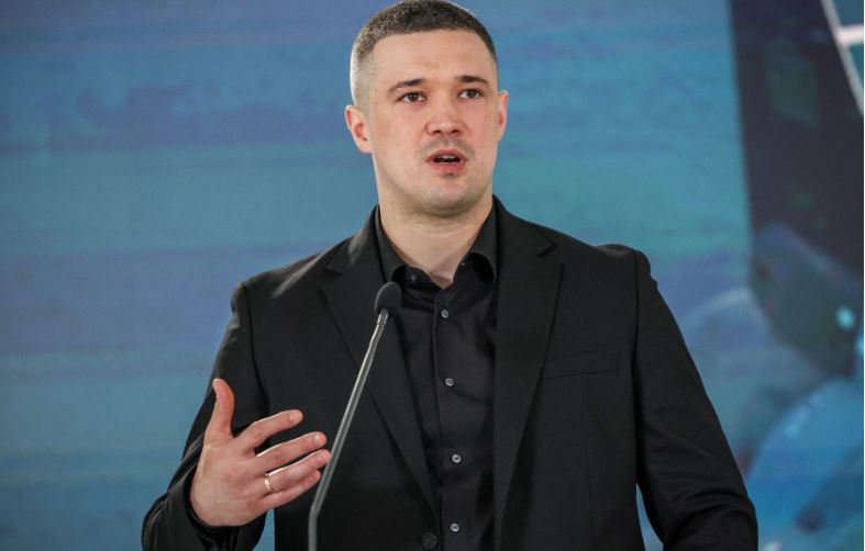 „რატომ გაათავისუფლა ვოლოდიმირ ზელენსკიმ მინისტრის თანამდებობიდან კაცი, რომელიც რუსეთზე იმარჯვებს?“ – The Daily Telegraph