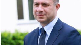 დარწმუნებული ვარ, თქვენი შრომა, მონდომება და მიზანდასახულობა ღირსეულ შედეგს გამოიღებს -გივი მიქანაძე აბიტურიენტებს ერთიან ეროვნულ გამოცდებზე წარმატებებს უსურვებს
