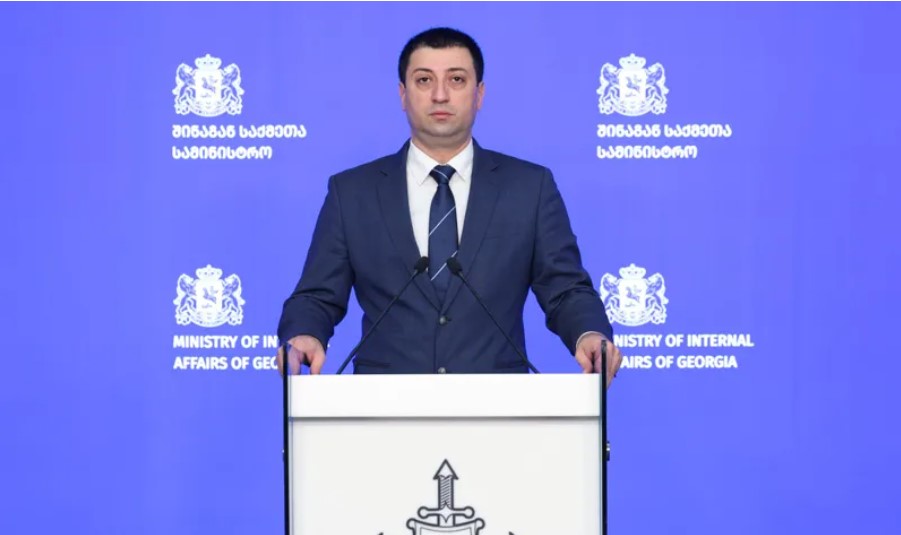 შსს-მ “ქურდულ სამყაროსთან” კავშირში მყოფი 27 პირი დააკავა, ხოლო ექვს პირს ბრალი დაუსწრებლად წარედგინება, მათ შორის ერთი “კანონიერი ქურდია”