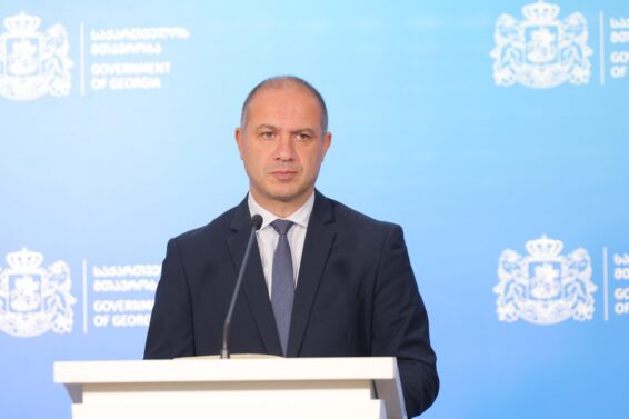 გივი მიქანაძე – ფორმა სავალდებულოა დაწყებით კლასებში, მშობელი თუ არ ჩააცმევს ბავშვს ფორმას, იქნება კონკრეტული მექანიზმები, რაც შეიძლება ამოქმედდეს