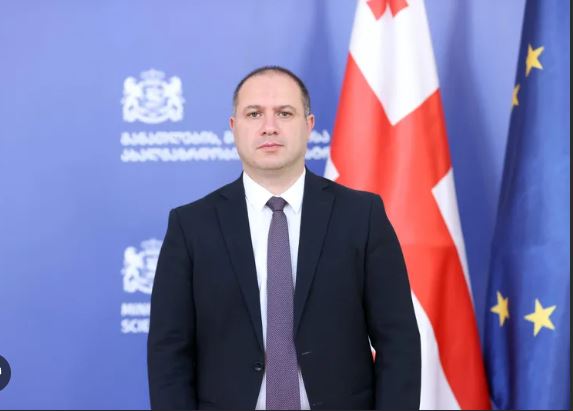 სასკოლო ფორმებმა წარმატებით გაიარა საერთაშორისო აკრედიტაციის მქონე ლაბორატორიის მიერ ჩატარებული ტესტირებები – გივი მიქანაძე