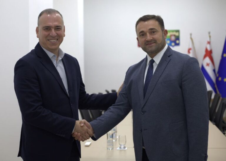 ცესკოს თავმჯდომარე და მდივანი უსკოს ახალ თავმჯდომარეს და აჭარის საოლქო საარჩევნო კომისიების თავმჯდომარეებს შეხვდნენ